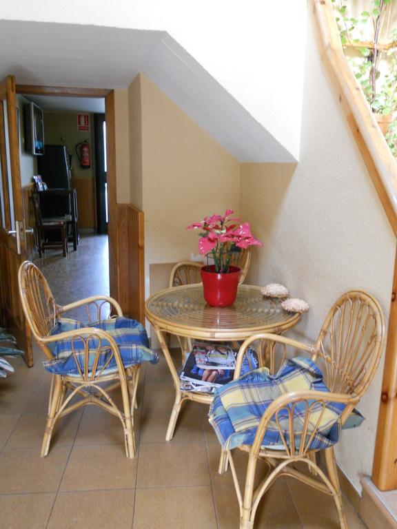 Pension O' Meson O Pino Exterior photo