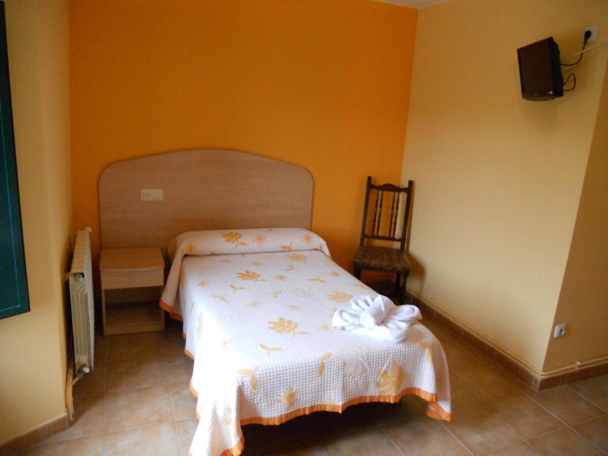 Pension O' Meson O Pino Exterior photo